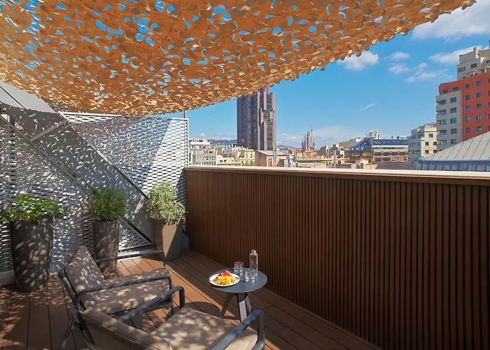 5 sterren hotel: H10 Cubik 4* Sup